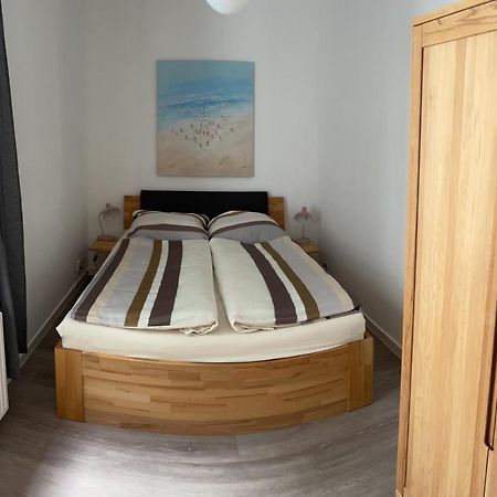 Ruhige Ferienwohnung Rostock Extérieur photo