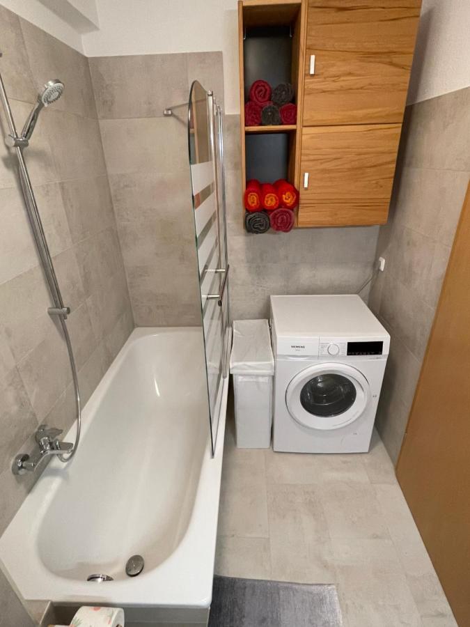 Ruhige Ferienwohnung Rostock Extérieur photo